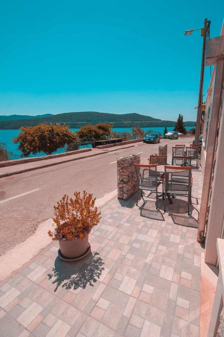 Villa Raguz Sa Privatnom Plazom I Garazom Neum Extérieur photo